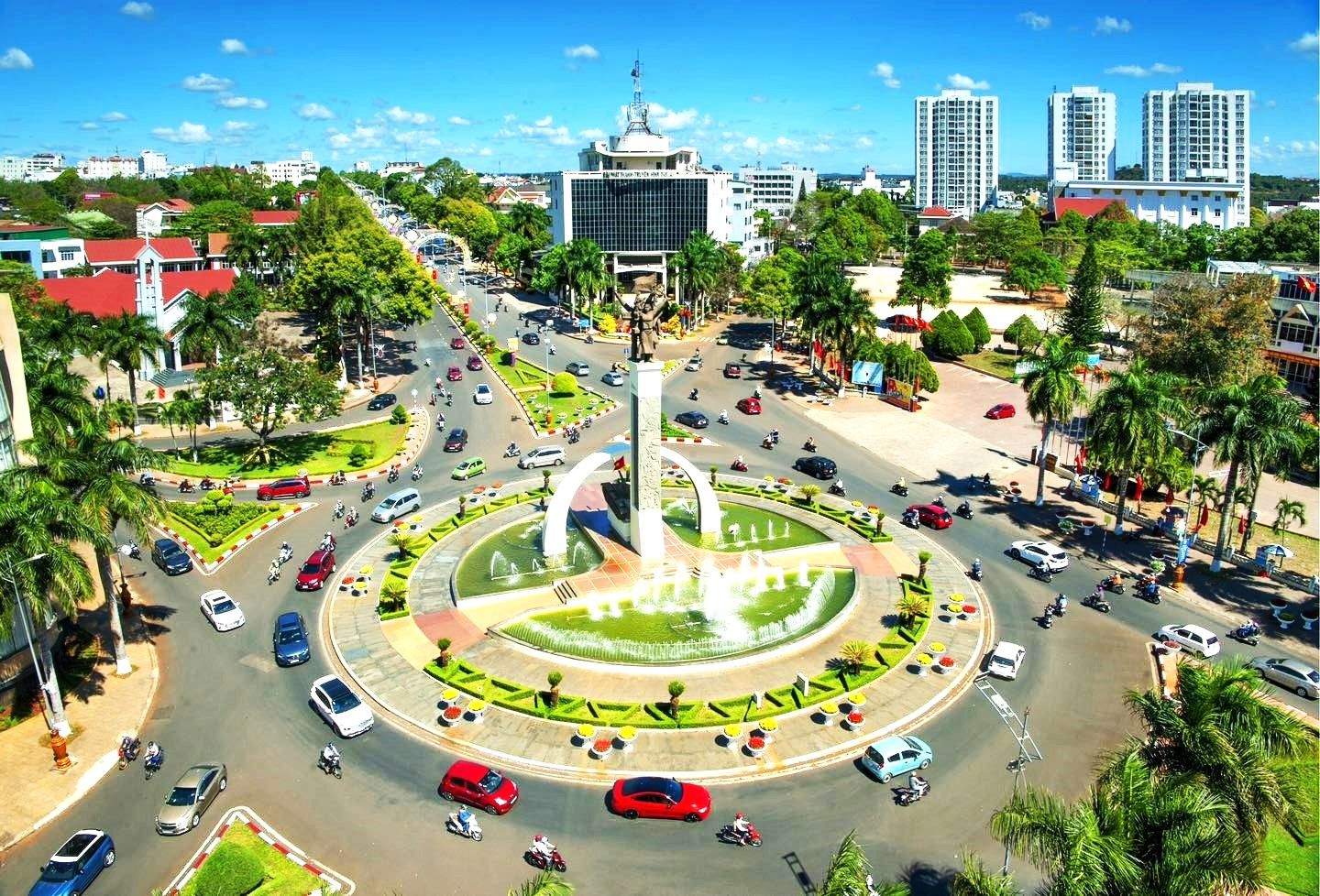 Vẻ đẹp Buôn Ma Thuột qua từng mùa