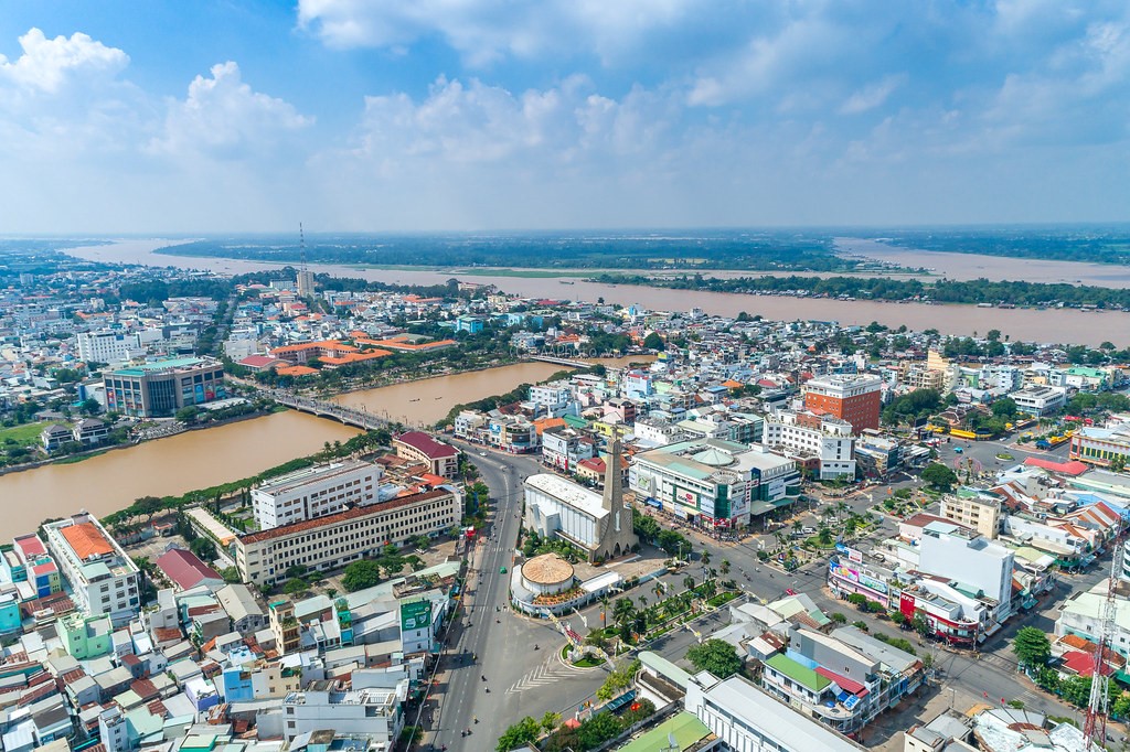 Yếu tố ảnh hưởng đến khí hậu thành phố Long Xuyên