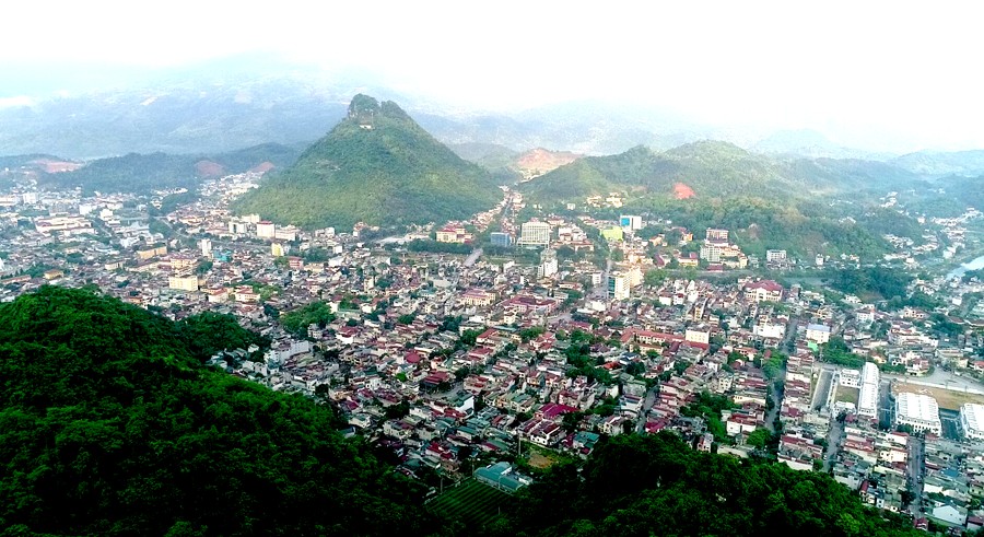 Vẻ đẹp thành phố Hà Giang qua từng mùa
