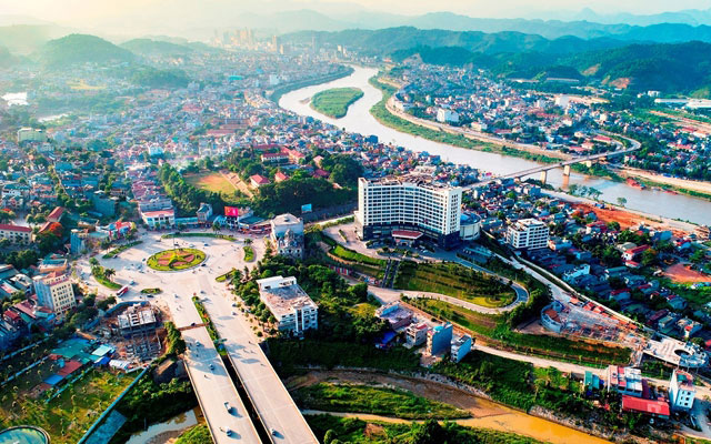 Vẻ đẹp thành phố Lào Cai qua từng mùa
