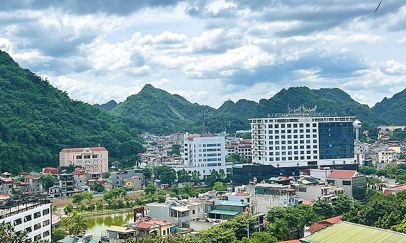 Yếu tố ảnh hưởng đến khí hậu Thành phố Sơn La